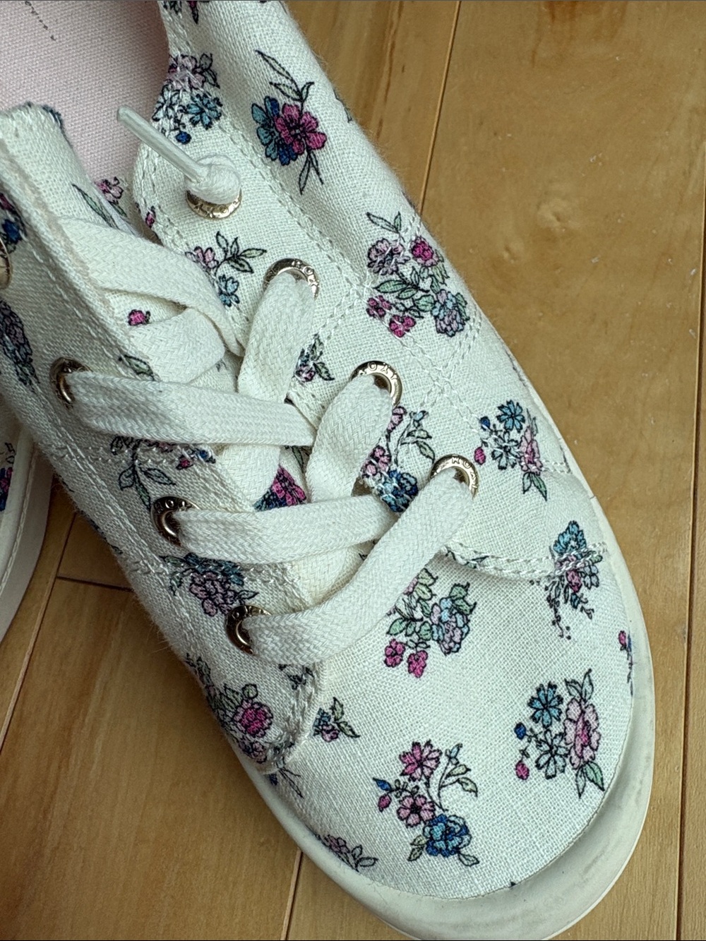 Roxy Cream Floral Canvas Lace-Up Sneakers with Pink and Blue Accents - Picture 2 of 5